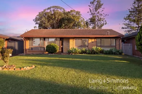 31 Woodland Cres, Narellan, NSW 2567