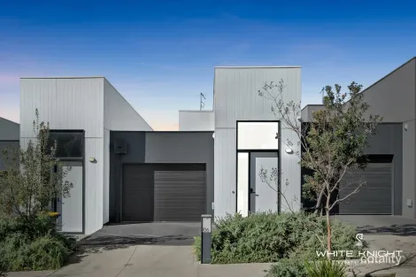 Property photo of 106 Woodswallow Entrance Sunshine North VIC 3020