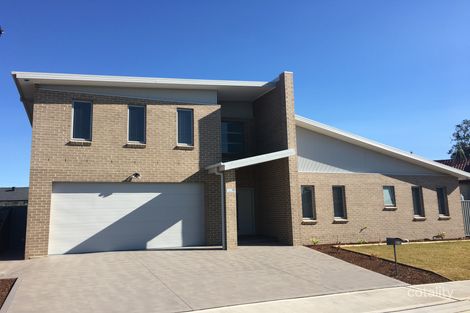 12 Chisholm St, Smithfield, NSW 2164