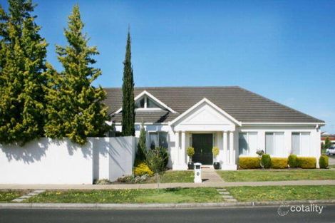 Property photo of 1 McQuinn Close Lovely Banks VIC 3213