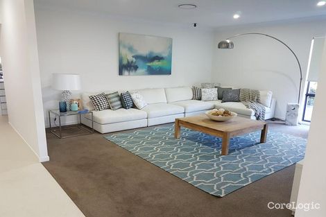 201 Barbarrosa Rd, Edmondson Park, NSW 2174