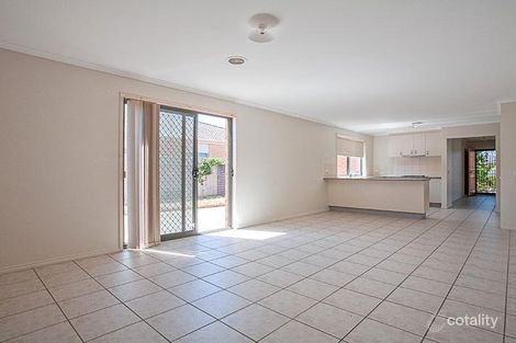 Property photo of 10 Shrike Terrace Williams Landing VIC 3027