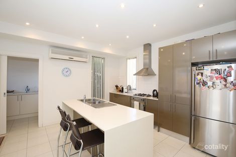 Property photo of 2/7 Highview Drive Doncaster VIC 3108