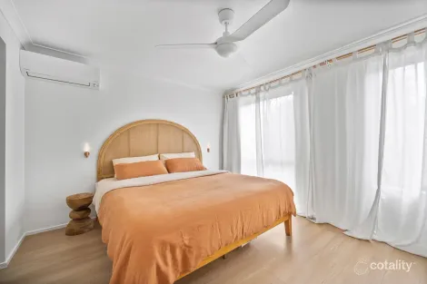 Property photo of 2/53 Corunna Crescent Ashmore QLD 4214