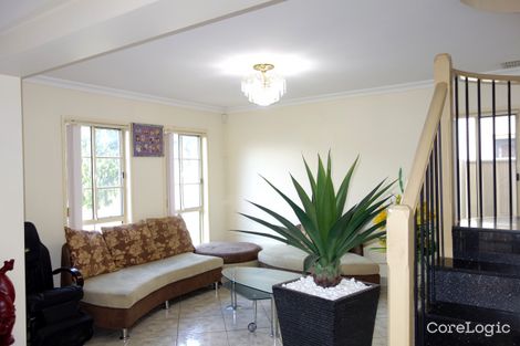 Property photo of 11 Rennell Place Green Valley NSW 2168