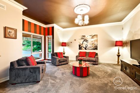 Property photo of 19 Lindon Strike Court Research VIC 3095