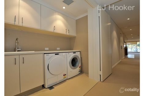 Property photo of 101/3 Rockingham Beach Road Rockingham WA 6168