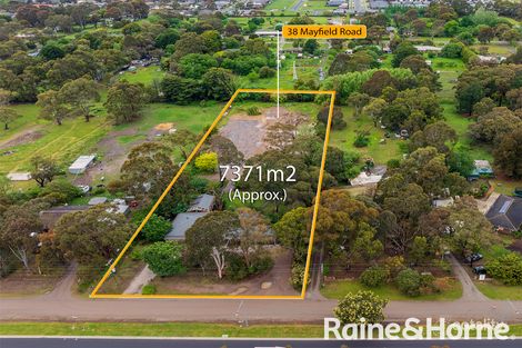 38 Mayfield Rd, Cranbourne East, VIC 3977