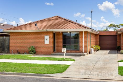 Property photo of 25 Oakdene Grove South Altona Meadows VIC 3028