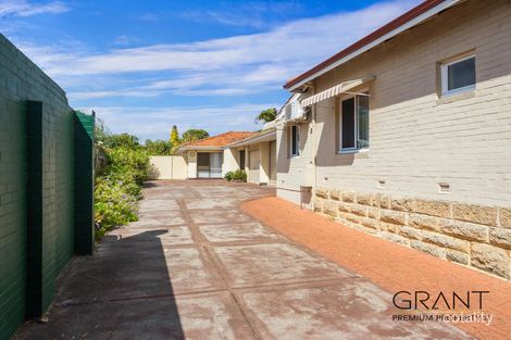 Property photo of 5B The Promenade Mount Pleasant WA 6153