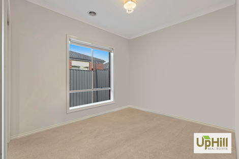 Property photo of 4 San Fratello Street Clyde North VIC 3978