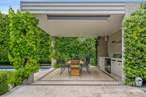 Property photo of 4 Greendale Road Glen Iris VIC 3146