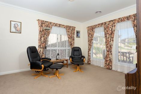 Property photo of 4 Fisher Place Lloyd NSW 2650