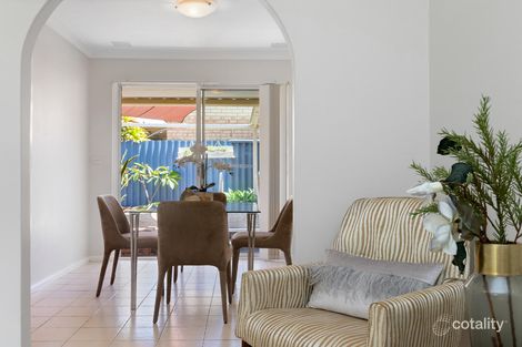 Property photo of 4/5 Bridges Road Melville WA 6156
