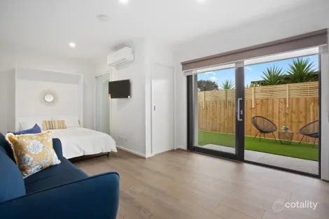 33 Peppercorn Pde, Epping, VIC 3076