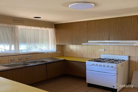 Property photo of 1 Patricia Place Melton West VIC 3337