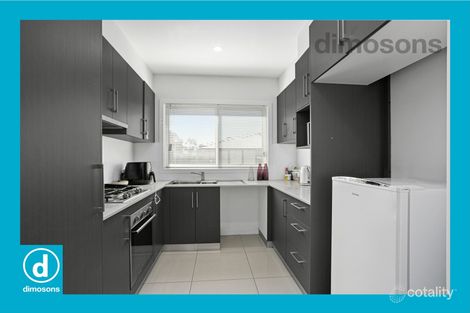 Property photo of 5/2 Whistlers Run Albion Park NSW 2527