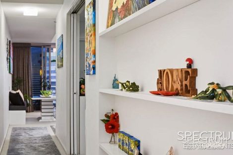 Property photo of 431/30 Macrossan Street Brisbane City QLD 4000
