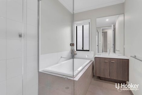 Property photo of 7 Hiddenvale Circuit Yarrabilba QLD 4207