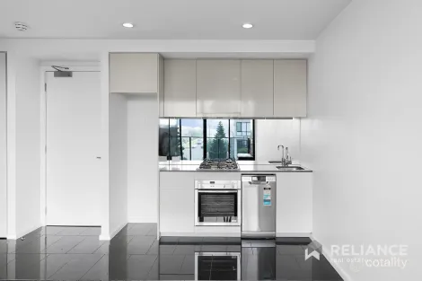 209/50 Catamaran Dr, Werribee South, VIC 3030