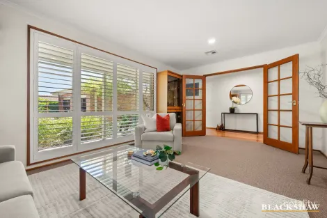 5 Treacy Pl, Isaacs, ACT 2607