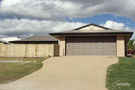 4 Mcfie St, Norman Gardens, QLD 4701