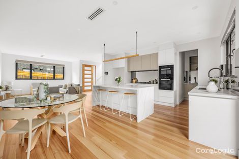 Property photo of 2/15 Derreck Avenue Bulleen VIC 3105