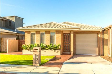 14 Rockwood St, Casey, ACT 2913