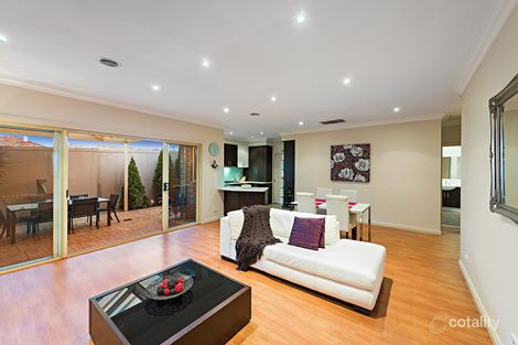 2/139 Rathcown Rd, Reservoir, VIC 3073