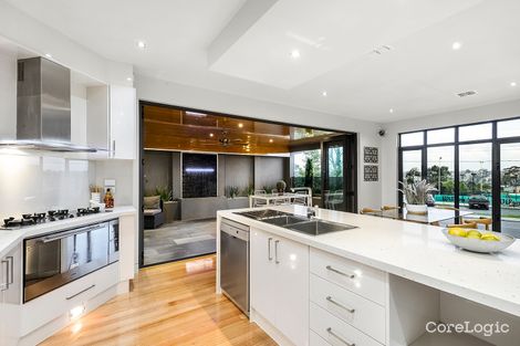 Property photo of 355 Napier Street Strathmore VIC 3041