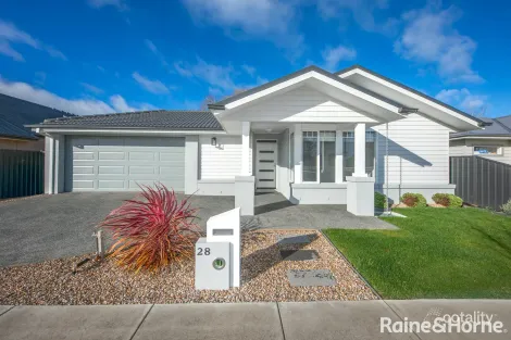 Property photo of 28 Lidderdale Drive Gisborne VIC 3437