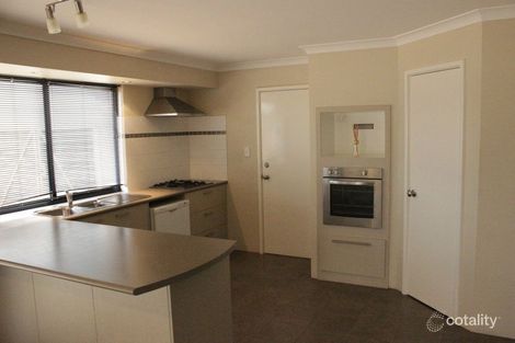 Property photo of 28 Kambany Approach Dalyellup WA 6230