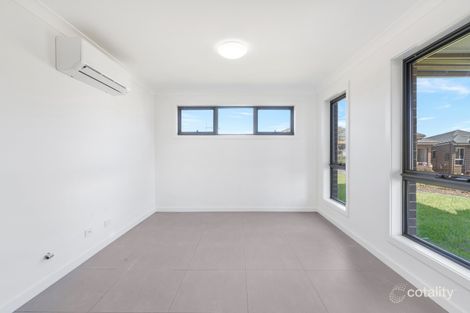 Property photo of 50 Batavia Avenue Leppington NSW 2179
