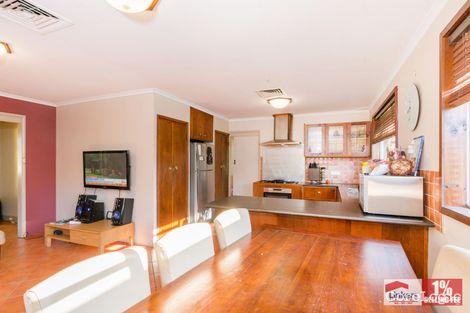 Property photo of 5 Owen Stanley Road Glenfield NSW 2167