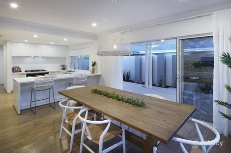 Property photo of 14 Whiteoak Way Piara Waters WA 6112