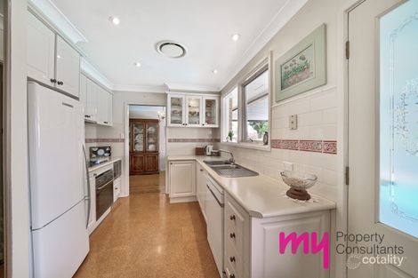 Property photo of 11 Larnach Place Elderslie NSW 2570