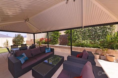 Property photo of 5 Alandale Bend Banksia Grove WA 6031
