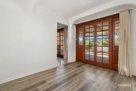 Property photo of 8 Devonhill Street The Gap QLD 4061