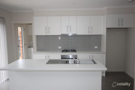 Property photo of 2/65 Robinlee Avenue Burwood East VIC 3151
