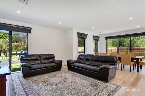 Property photo of 5 Luton Court Croydon VIC 3136