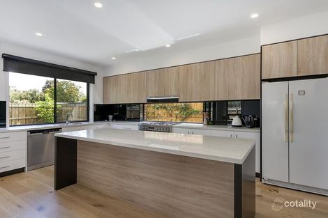 Property photo of 5 Luton Court Croydon VIC 3136