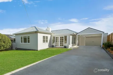 Property photo of 17 Duirs Street Warrnambool VIC 3280