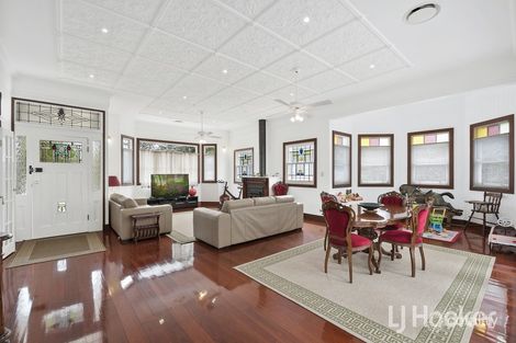 Property photo of 43 Coronation Avenue Beachmere QLD 4510