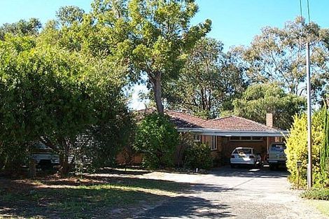 Property photo of 13 Kenmure Avenue Ashfield WA 6054