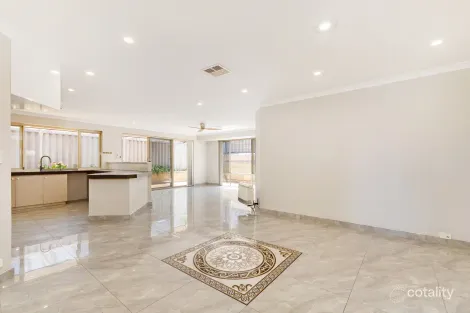 Property photo of 32 Monkton Place Kinross WA 6028