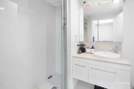 Property photo of 2055/16 Hamilton Place Bowen Hills QLD 4006