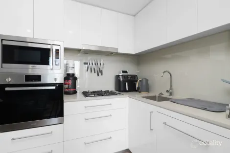 Property photo of 2055/16 Hamilton Place Bowen Hills QLD 4006
