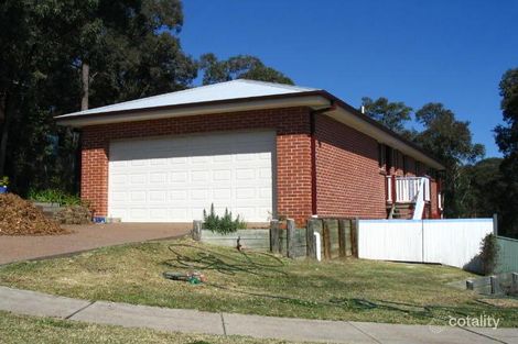 Property photo of 15 The Crest Cove Valentine NSW 2280