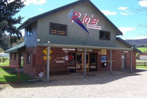 6885 Great Alpine Rd, Porepunkah, VIC 3740