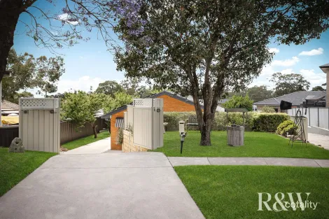 18 Doctor Lawson Pl, Rooty Hill, NSW 2766